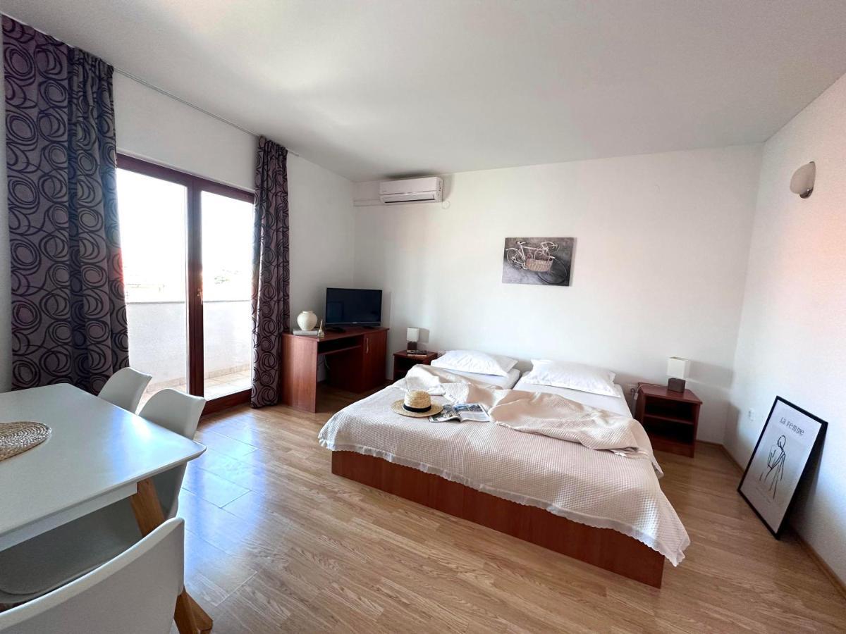 Apartmani Drago Biograd Na Moru Dış mekan fotoğraf