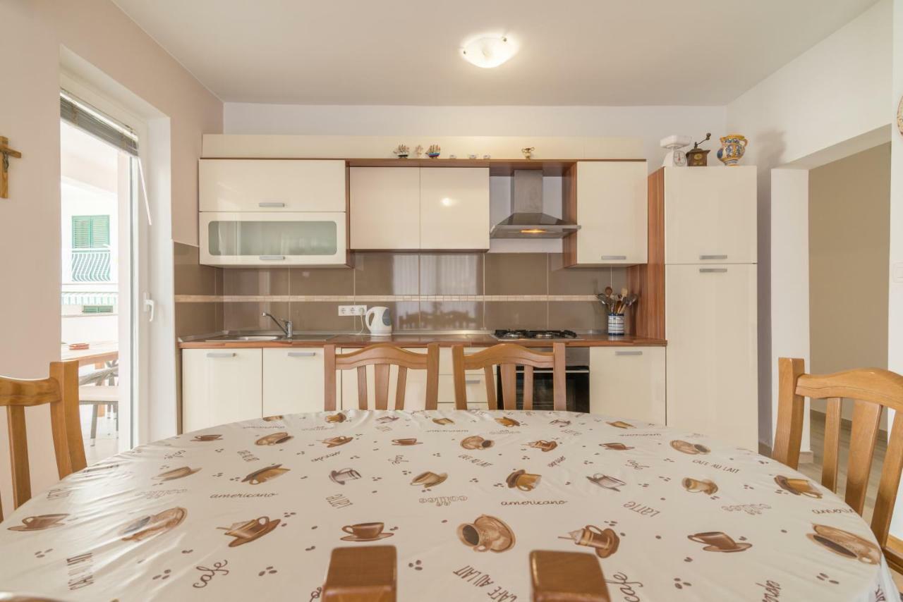 Apartmani Drago Biograd Na Moru Dış mekan fotoğraf